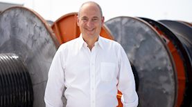 ראובן אלון, צילום: גולן תעשיות